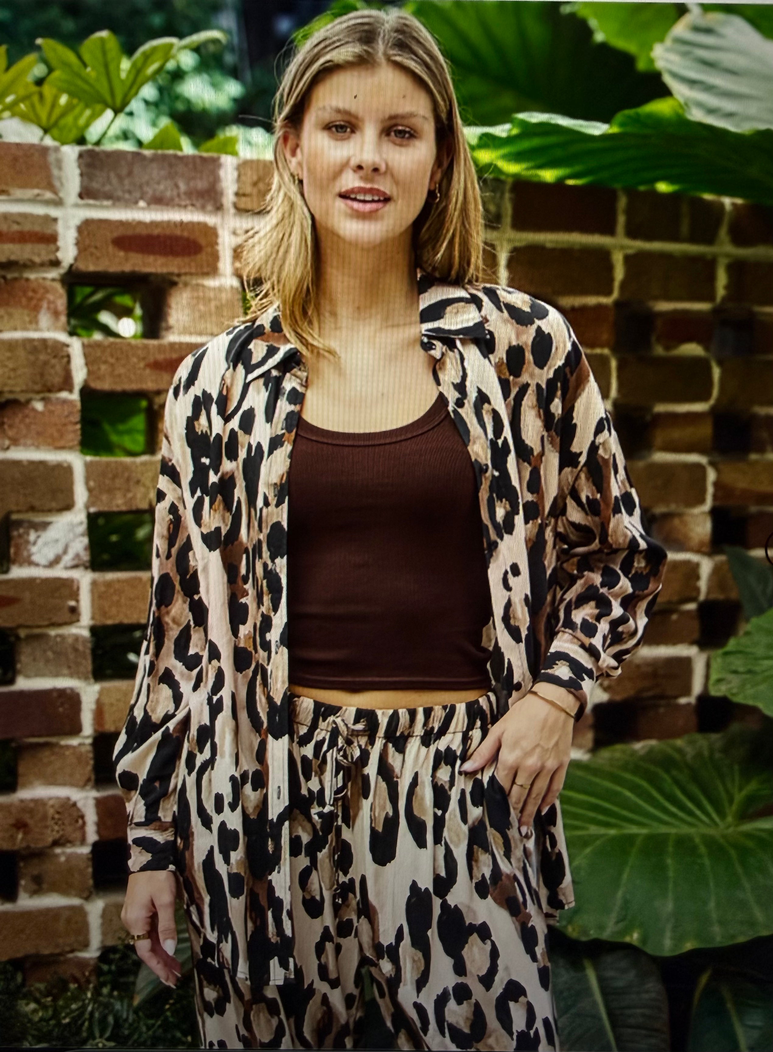 Calhoun Blouse – Leopard Print — oversized leopard-print rayon shirt with a collar | Sonella