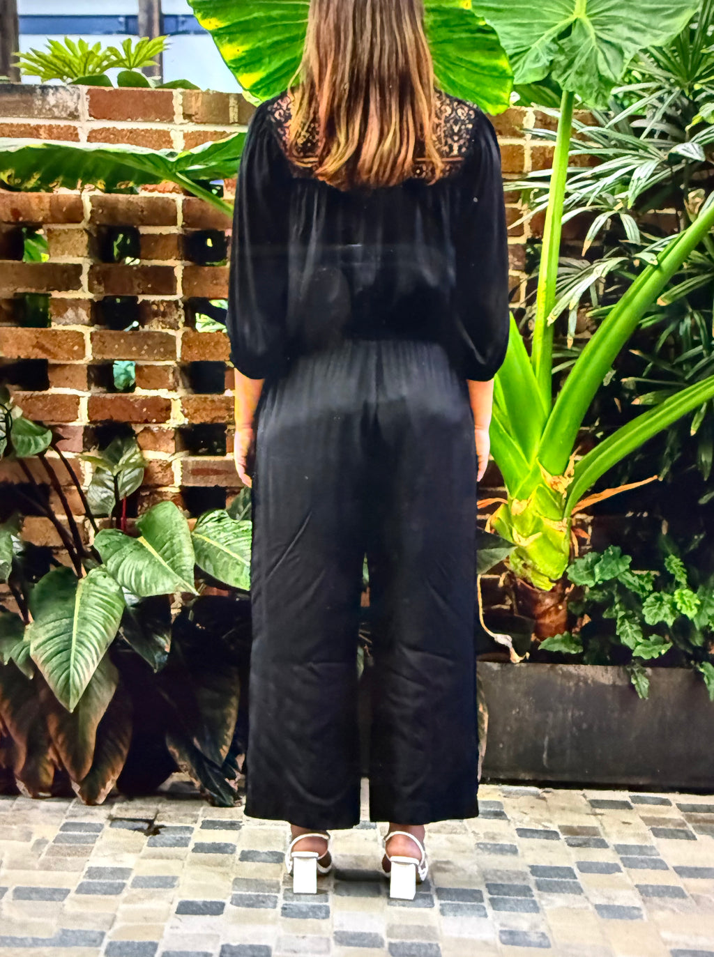 Oliwa Pant – Black — alternate view 2 of 2 | Sonella