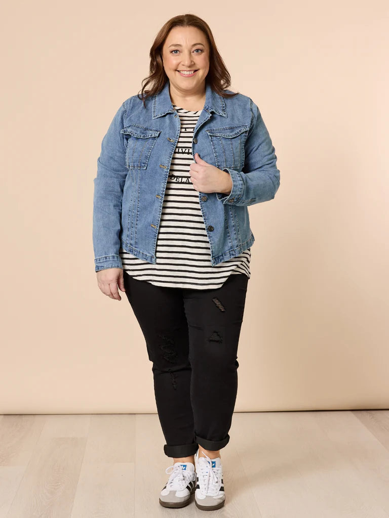 Retro Denim Jacket — hip-length denim jacket with a classic collar and front and back seam detailing | Sonella