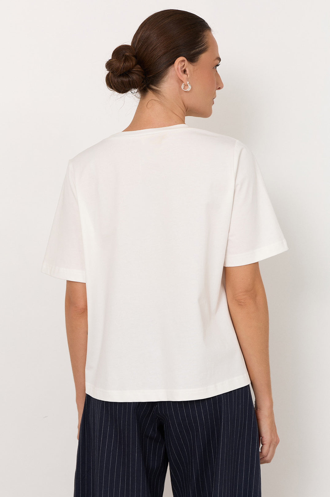 Orion Cotton Tee in white – detail view of soft cotton fabric and clean neckline | Sonella