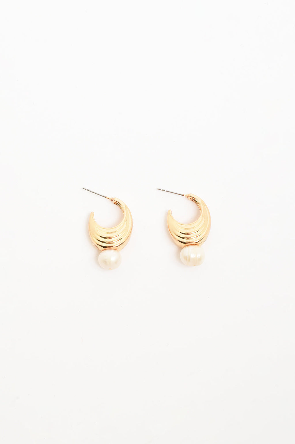 Pearl Drop Curved Front Half Hoop Earrings in gold with cream pearl – close-up of pearl drop and curved hoop detail | Sonella