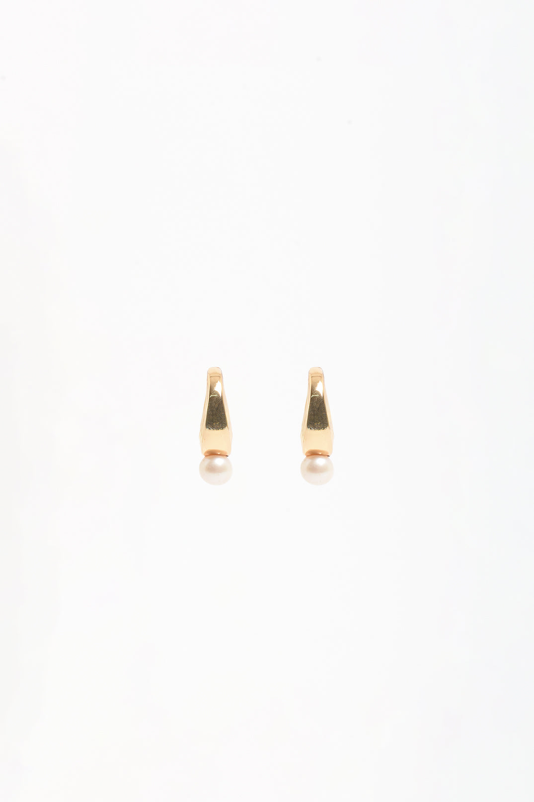 Pearl Drop Curved Front Half Hoop Earrings in gold with cream pearl – close-up of pearl drop detail, nickel free | Sonella